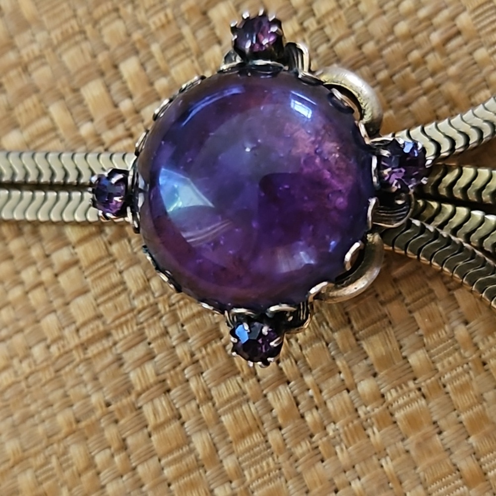 Vintage 50' Selro slide necklace purple acrylic gold toned.